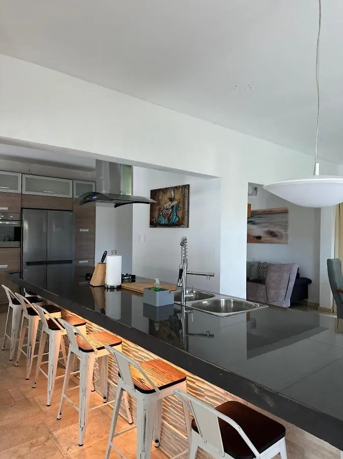 Palm Beach 6 Bedroom Villa With Private Pool Behind Marriott Palm Beach